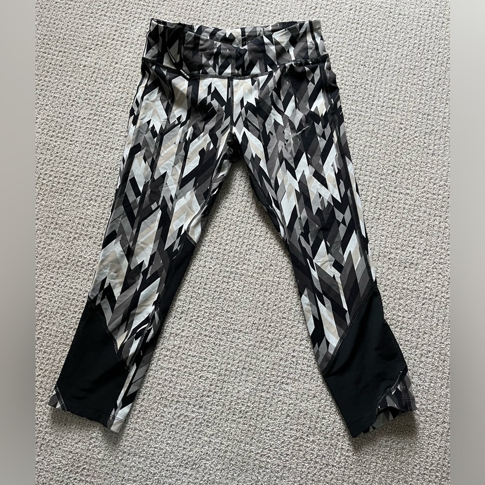 Nike Cropped Epic Lux Running Leggings